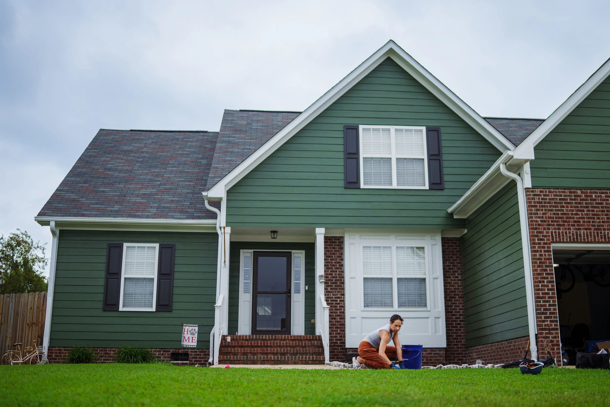 Home exterior representing residential pest control service